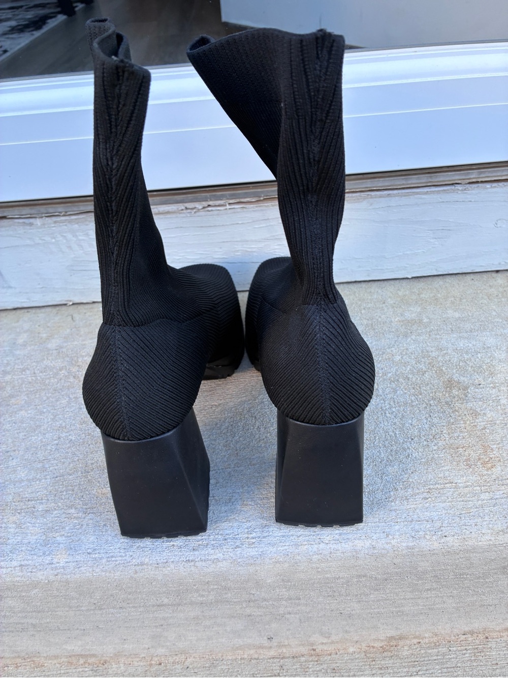 Forever 21 Black Stretch-Knit Platform Block Heel Ankle Boots 4 1/2 heel